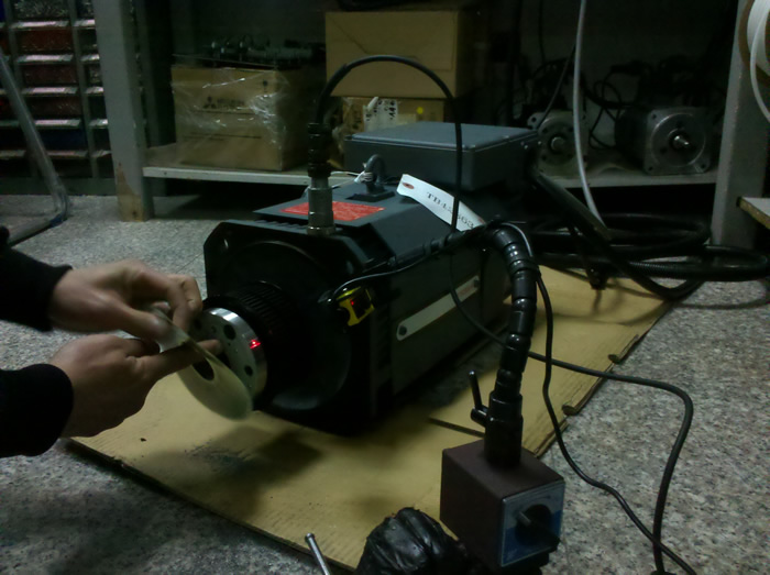 主轴动平衡校正